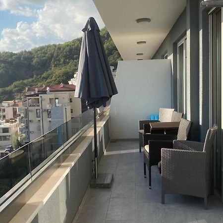 Tramonto Onebedroom Apartment With Sea View In Becici Cucici Exterior photo